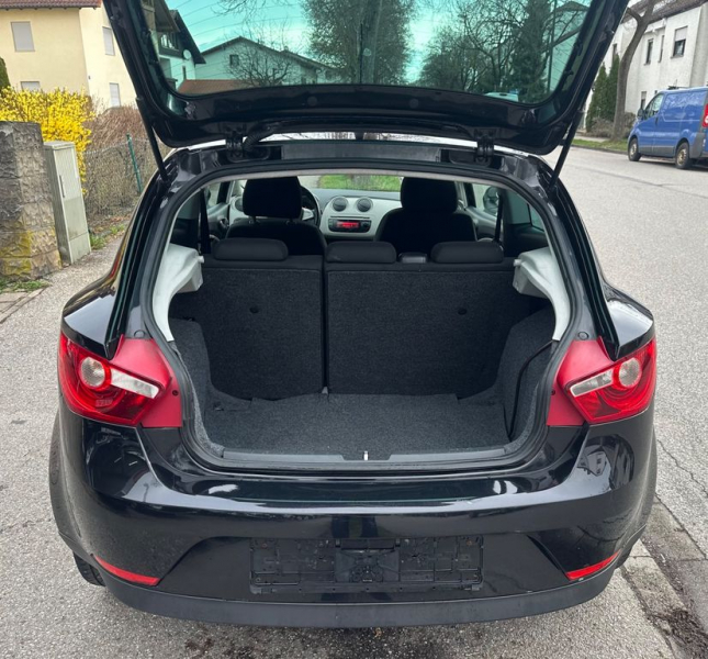 Seat Ibiza SC 1,6i Sport