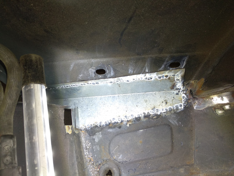 Seitenteil reparieren - kompletten Radlauf innen und außen instandsetzen und lackieren