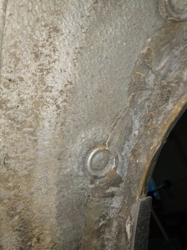 Seitenteil reparieren - kompletten Radlauf innen und außen instandsetzen und lackieren