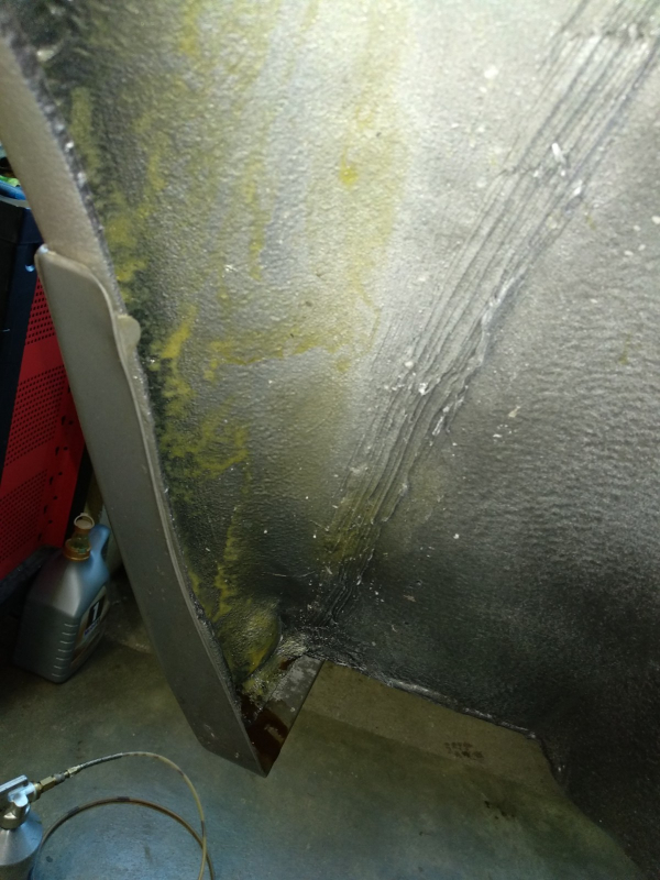 Seitenteil reparieren - kompletten Radlauf innen und außen instandsetzen und lackieren